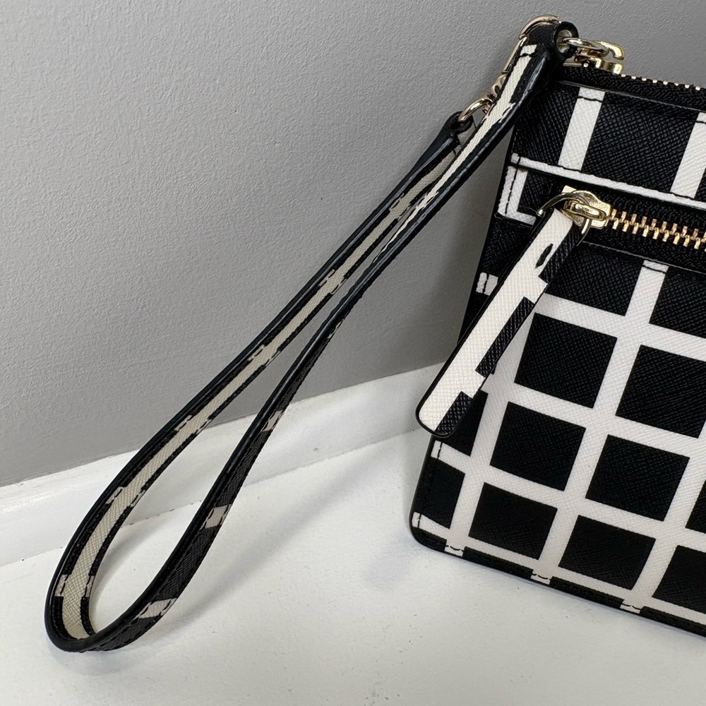 Kate Spade Laurel Way Tinie Wristlet Black and White Checkered Pattern - Picture 3 of 12